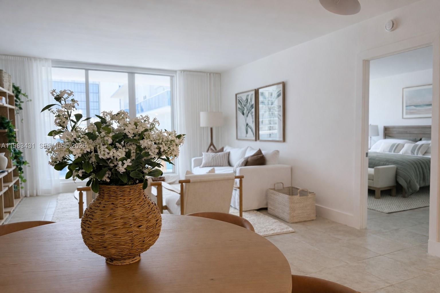 RONEY PALACE CONDO - Residential Lease