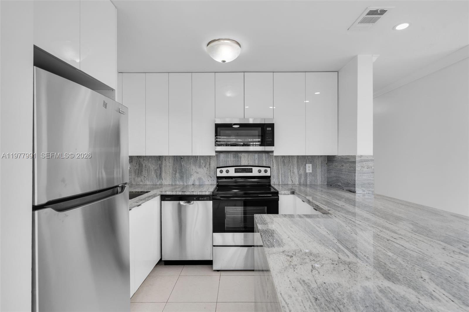 WYN HOMESITES NO 3 - Residential Lease