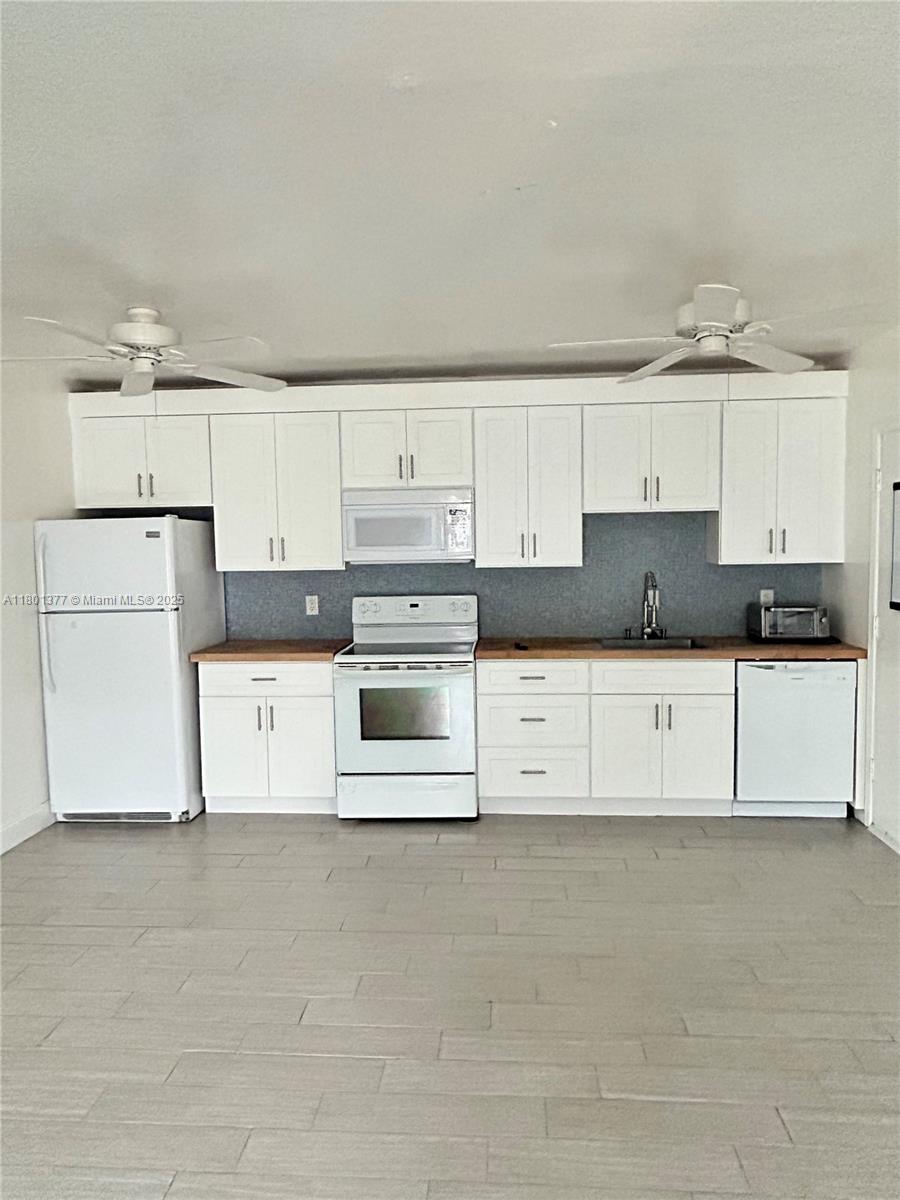 2201 NE 66th St 1301