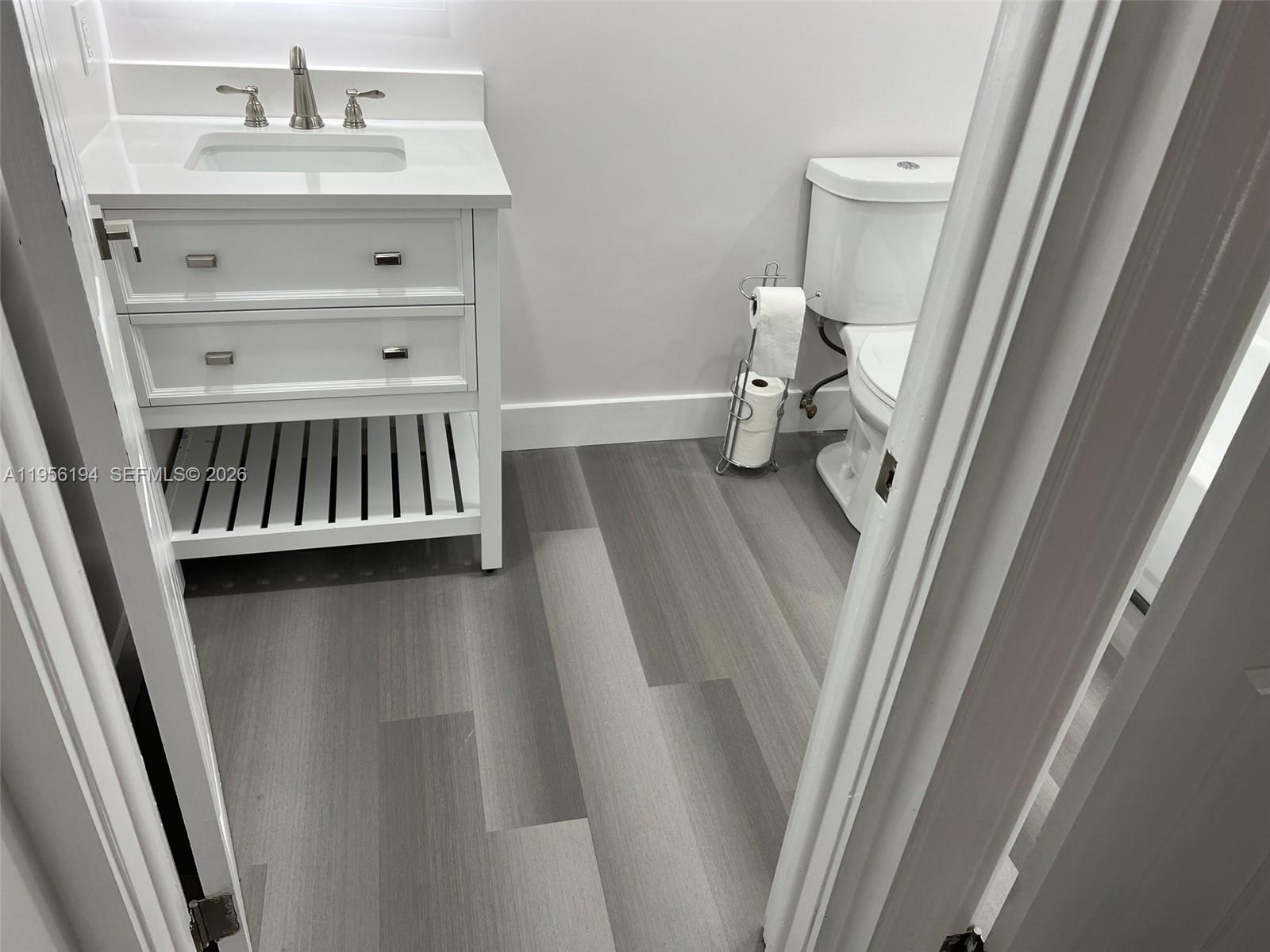 VERABELLA FALLS CONDO - Residential Lease