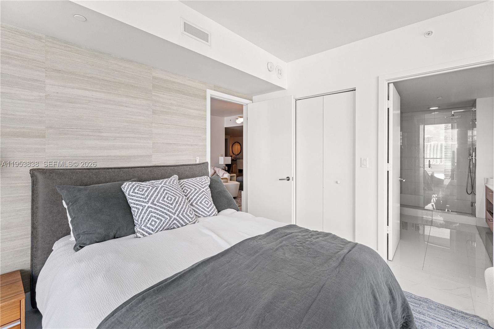 1300 S MIAMI AVENUE CONDO - Residential