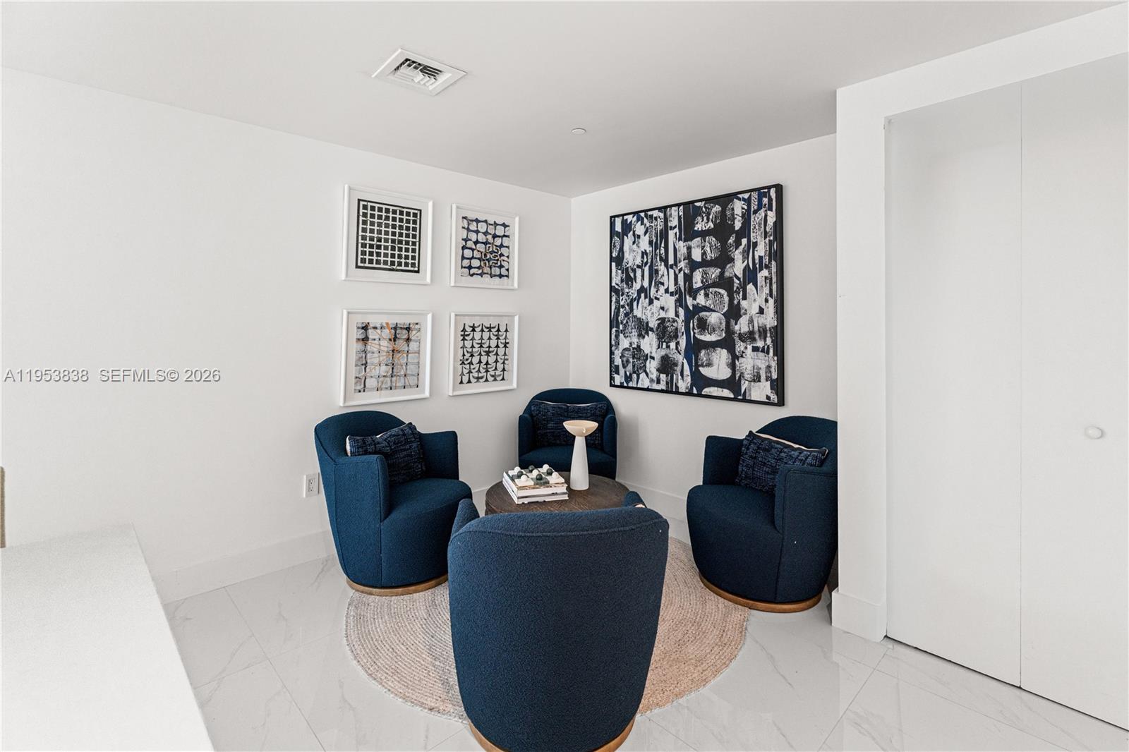 1300 S Miami Ave 2810