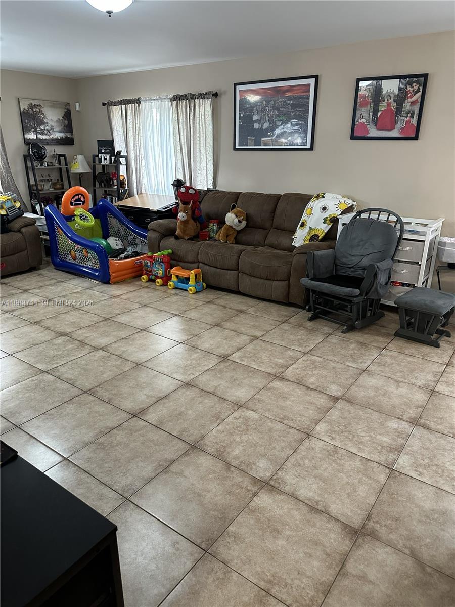 MELROSE PARK ESTATES - Residential