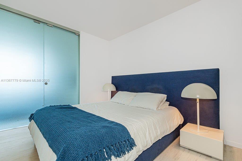 RONEY PALACE CONDO - Residential Lease