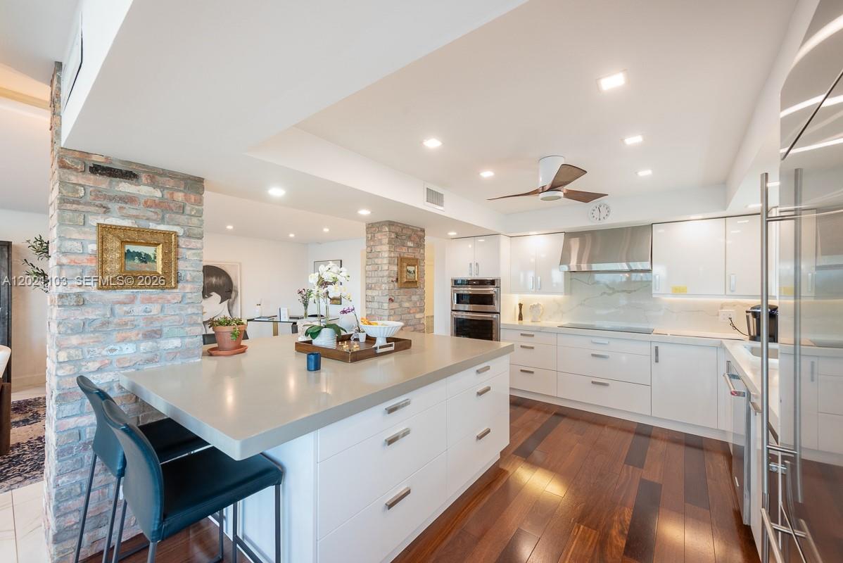 10180 W Bay Harbor Dr 4A