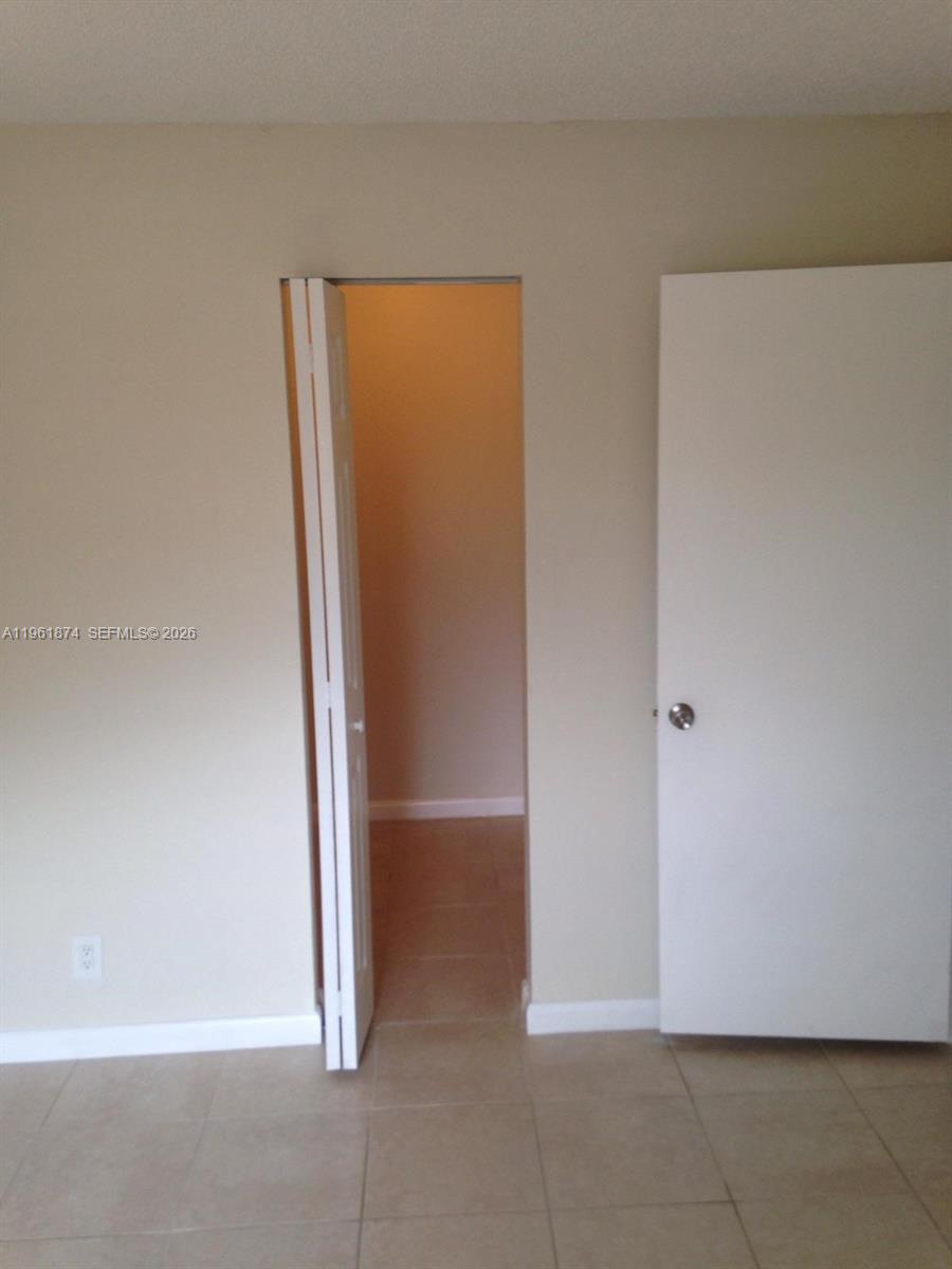 VILLAGE SQUARE CONDO - Residential Lease