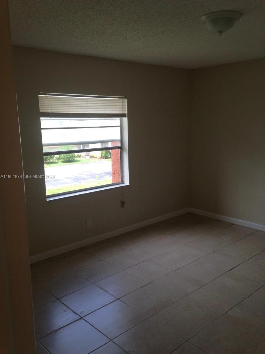 VILLAGE SQUARE CONDO - Residential Lease