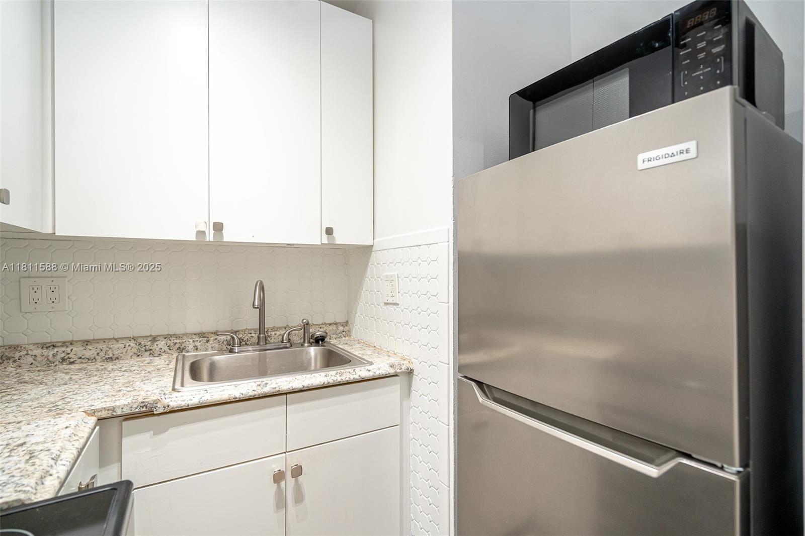 HAYNSWORTH BEACH SUB - Residential Lease