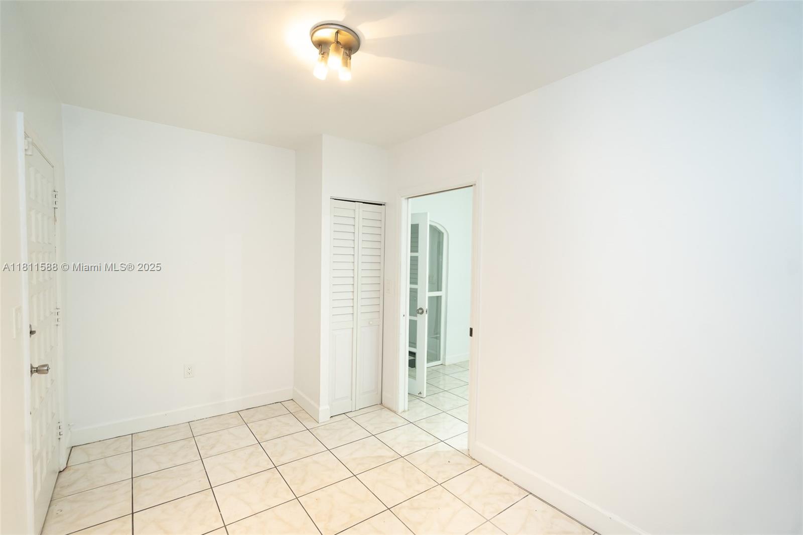 HAYNSWORTH BEACH SUB - Residential Lease