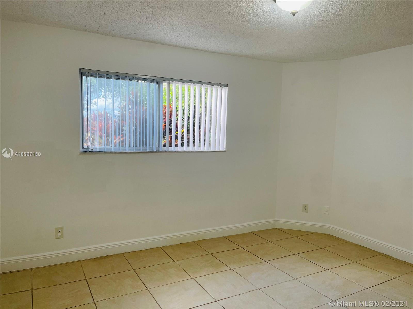 SUMMER LAKE CONDO - Residential Lease