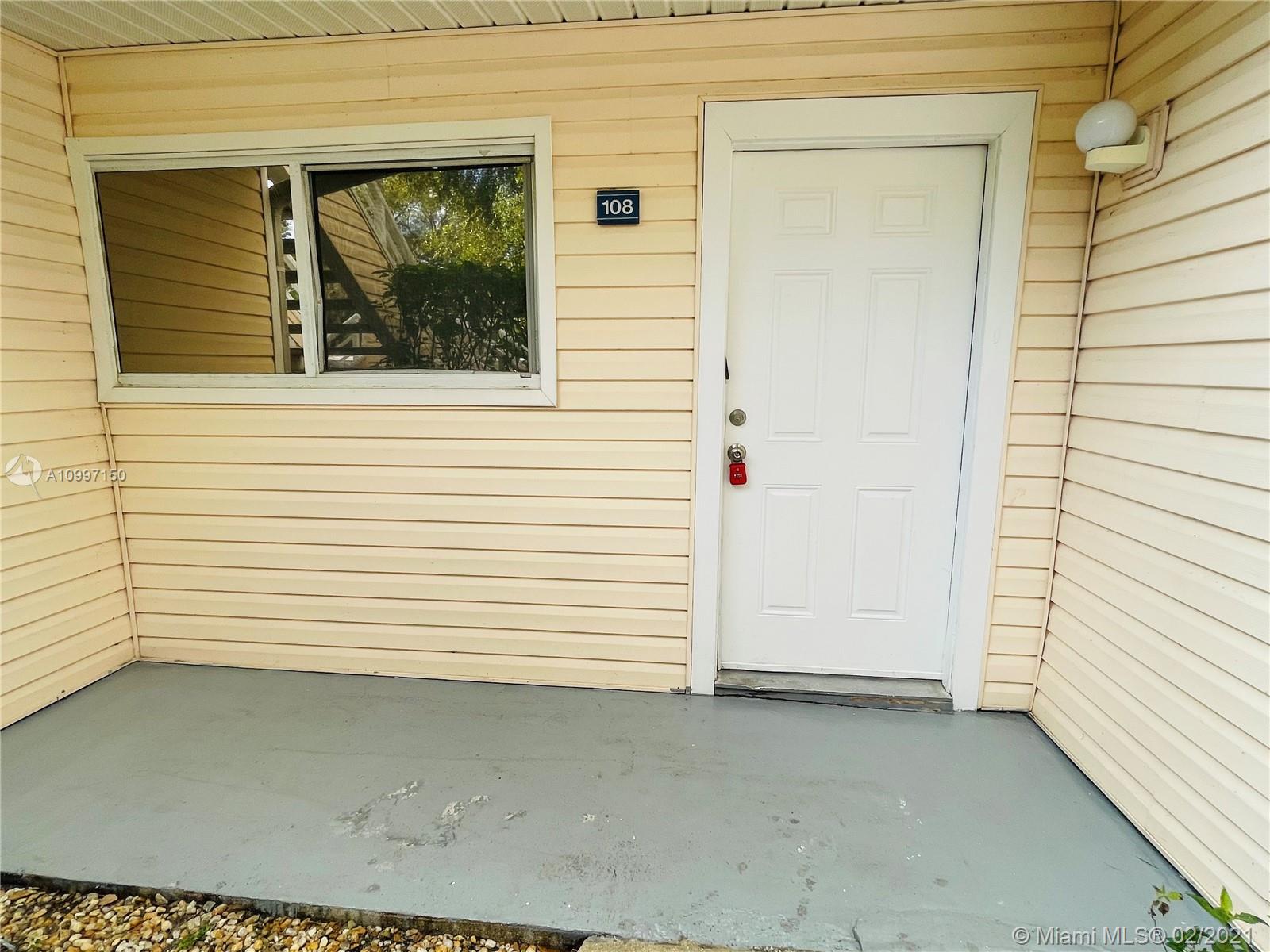 SUMMER LAKE CONDO - Residential Lease