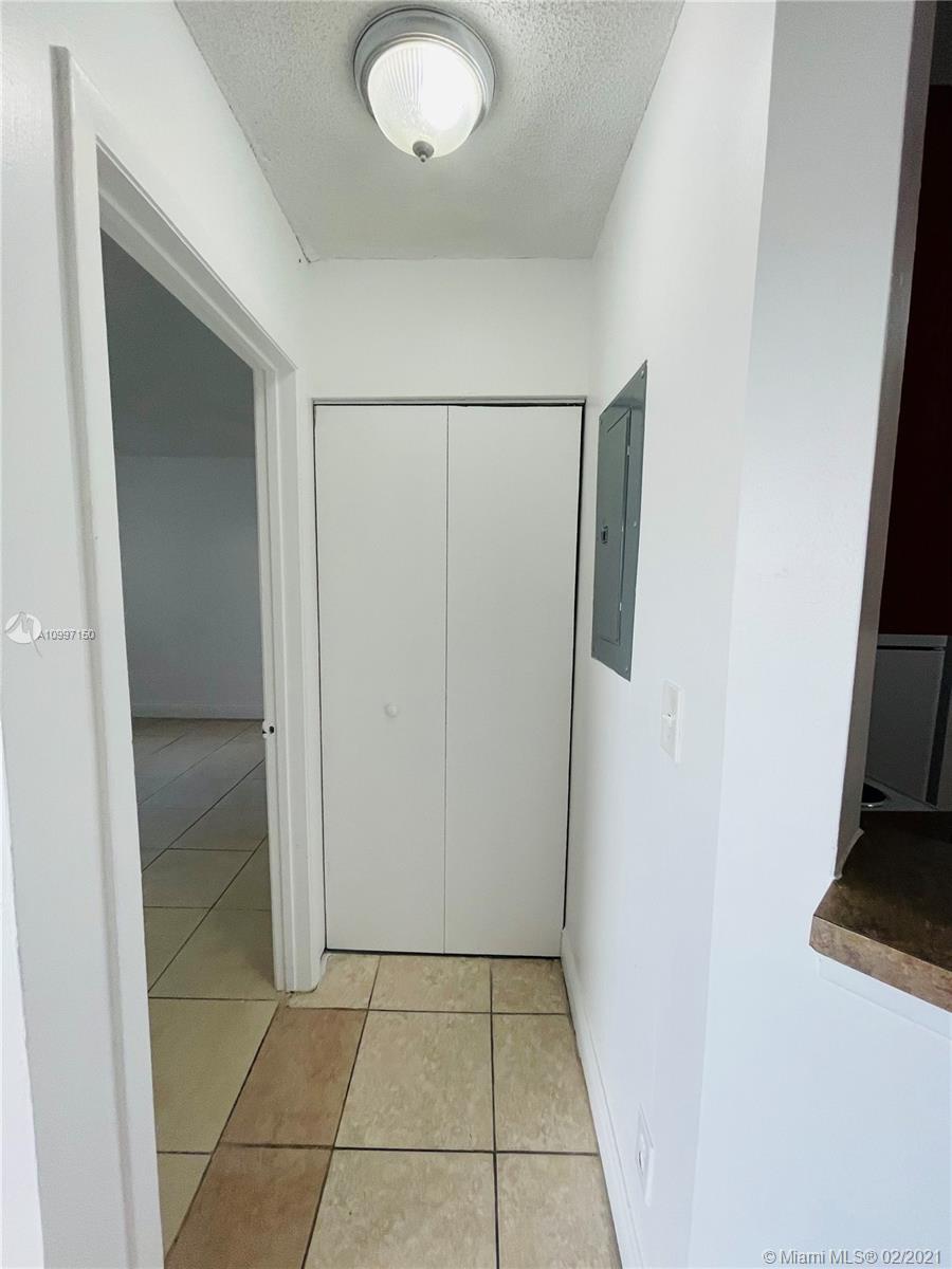 SUMMER LAKE CONDO - Residential Lease