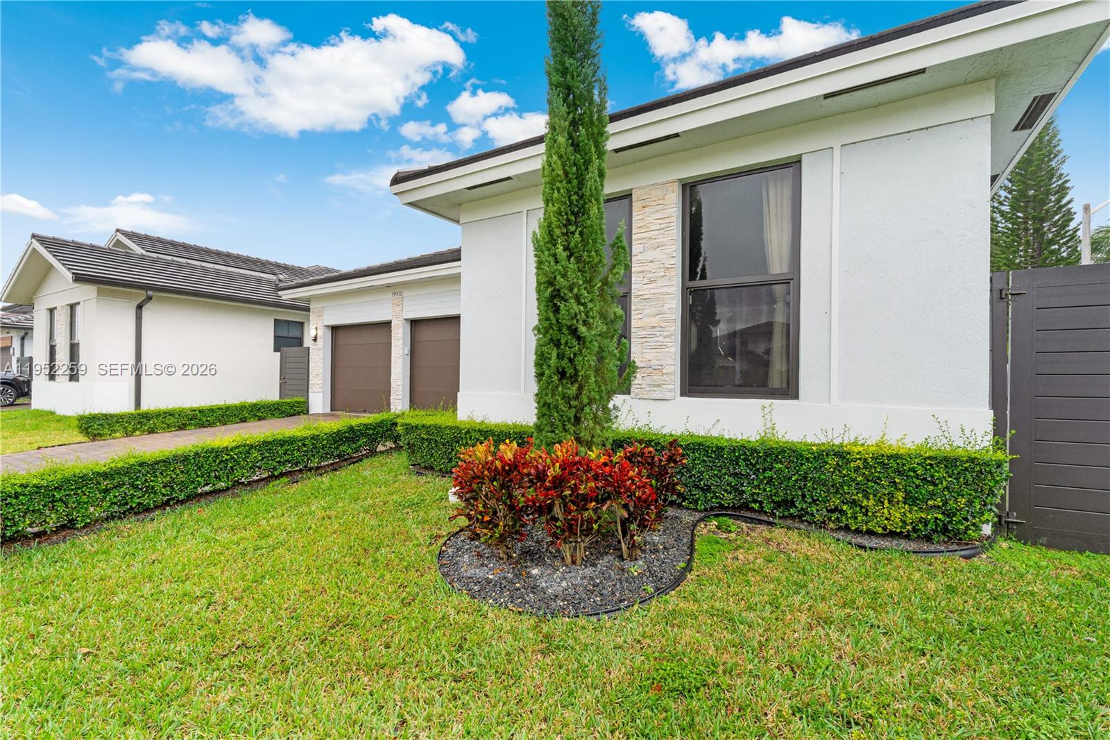 SAN ANTONIO ESTATES - Residential