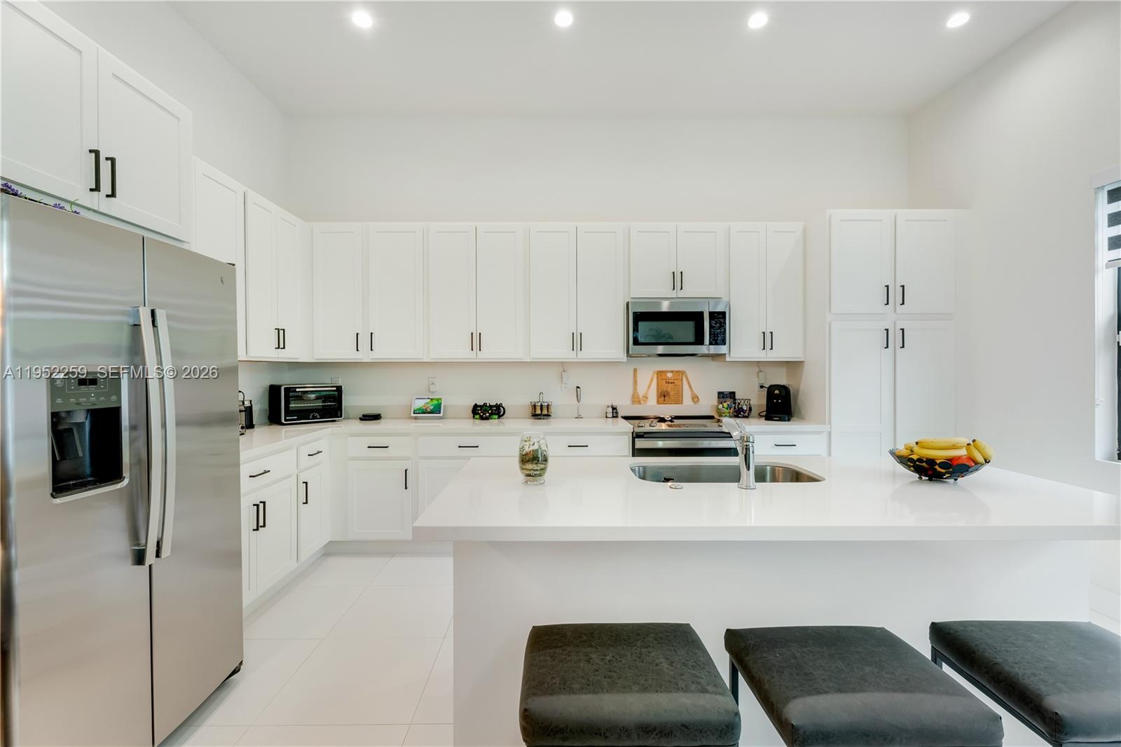 SAN ANTONIO ESTATES - Residential