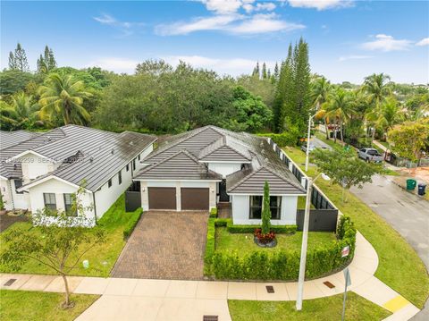 19410 SW 124th Ct Miami FL 33177