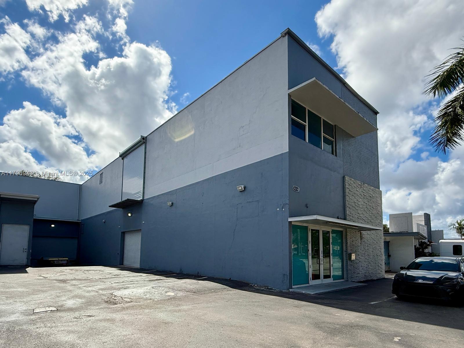 6236 MIRAMAR PW