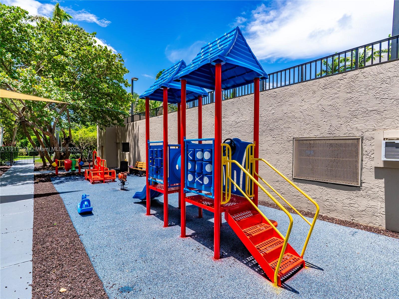 KEY COLONY NO 4 CONDO - Residential Lease