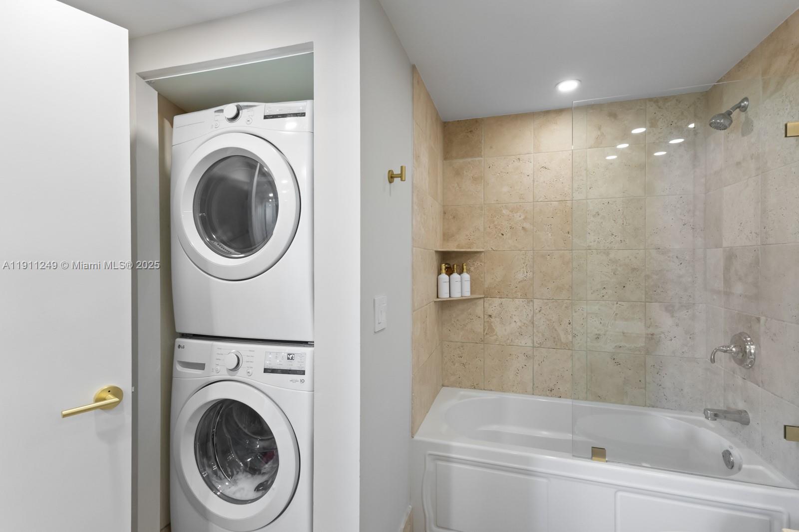 KEY COLONY NO 4 CONDO - Residential Lease