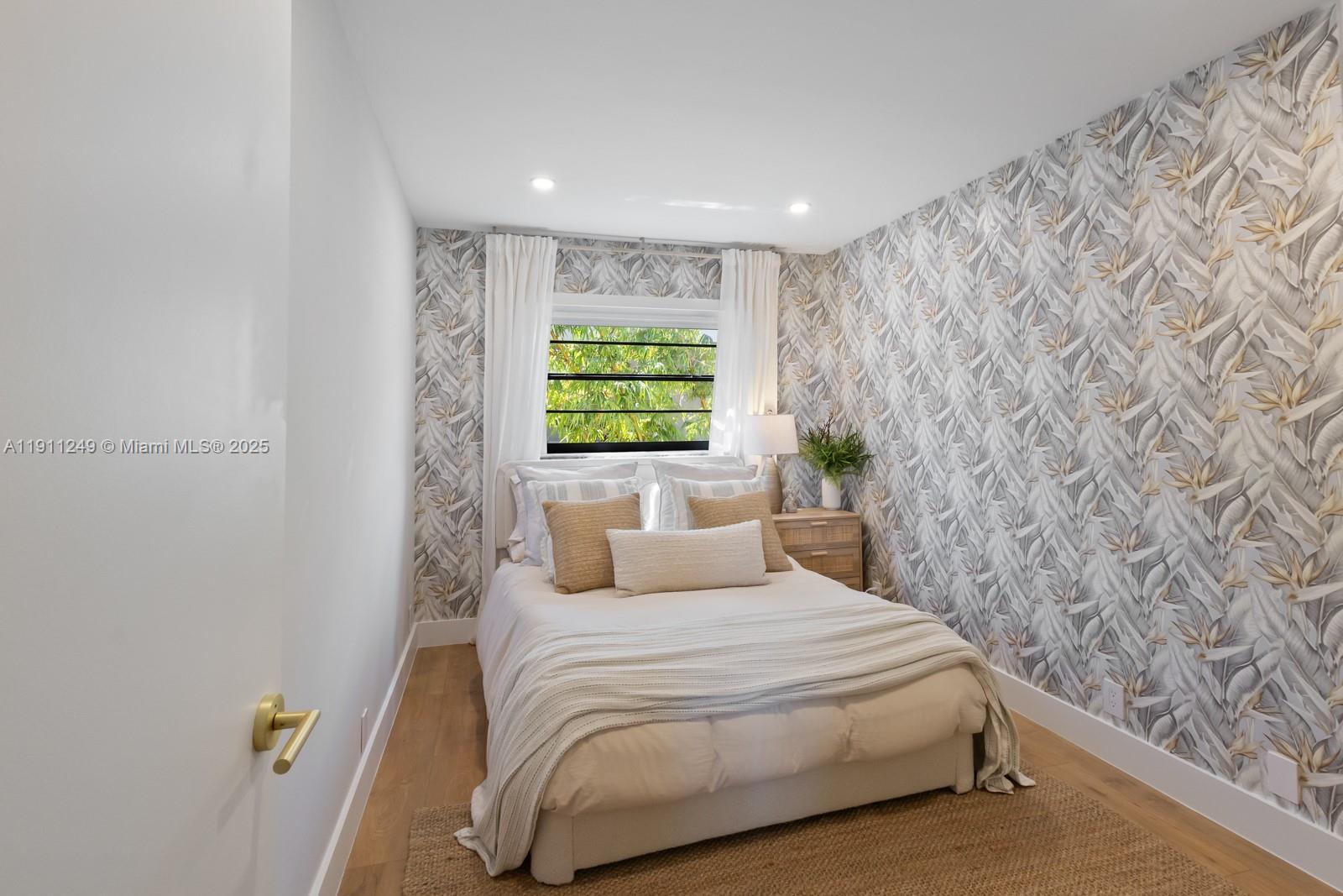 KEY COLONY NO 4 CONDO - Residential Lease