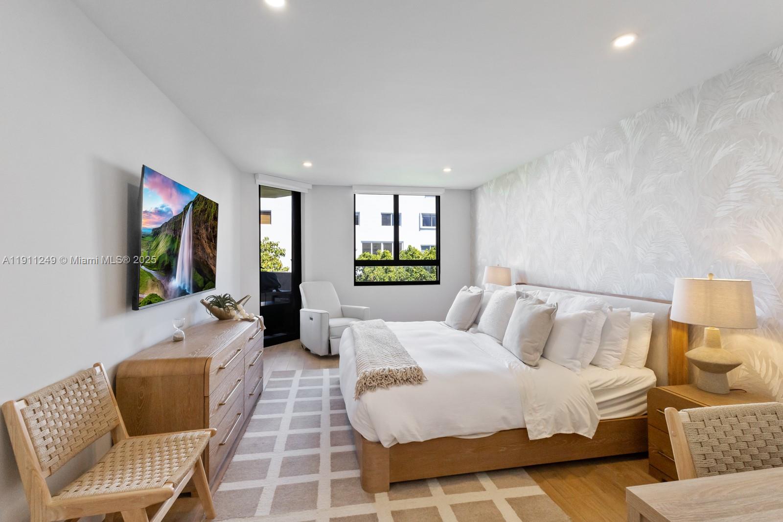 KEY COLONY NO 4 CONDO - Residential Lease