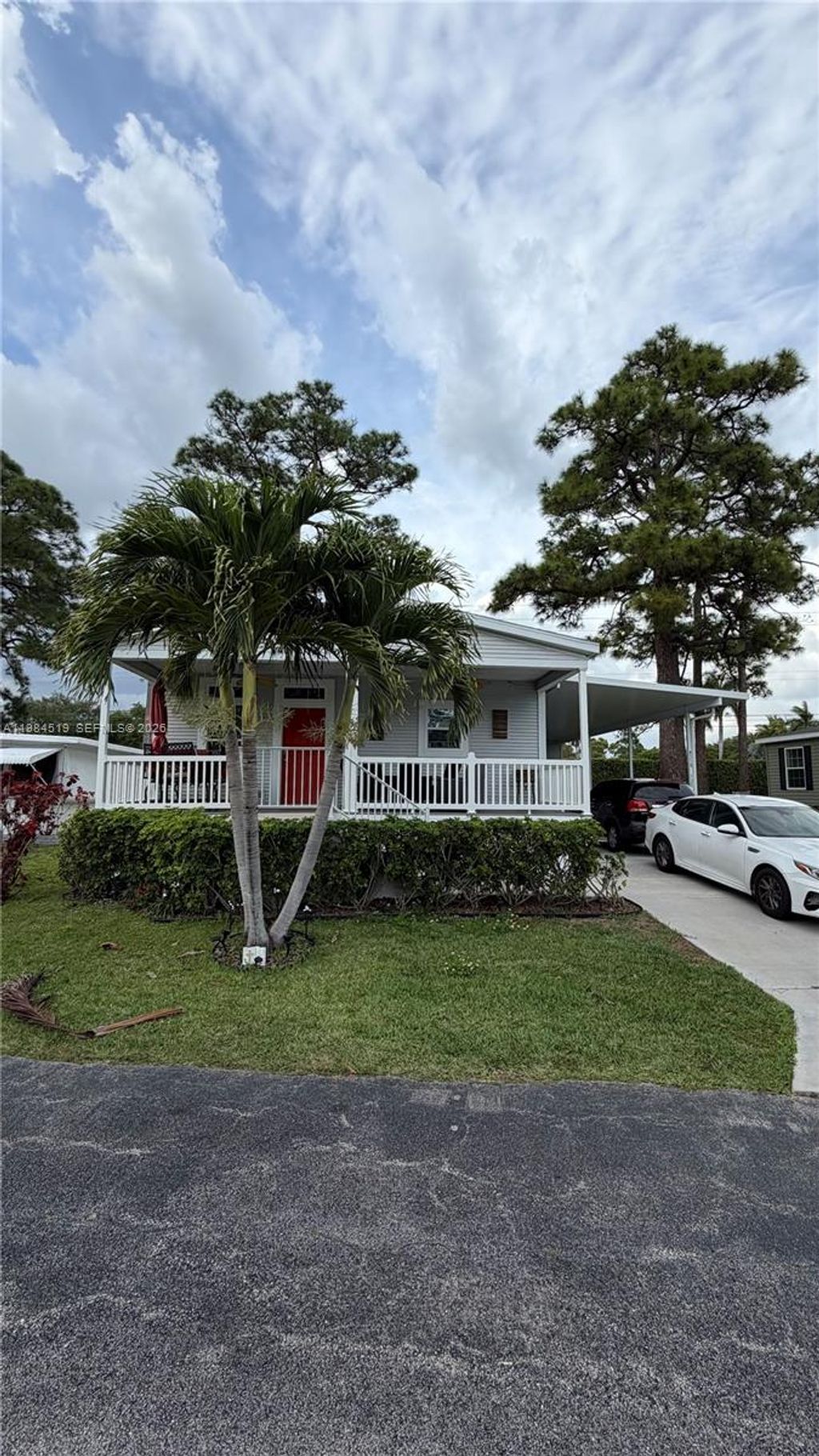Photo of 4219 Royal Manor Blvd #HOUSE, Boynton Beach, FL 33436 (MLS # A11984519)