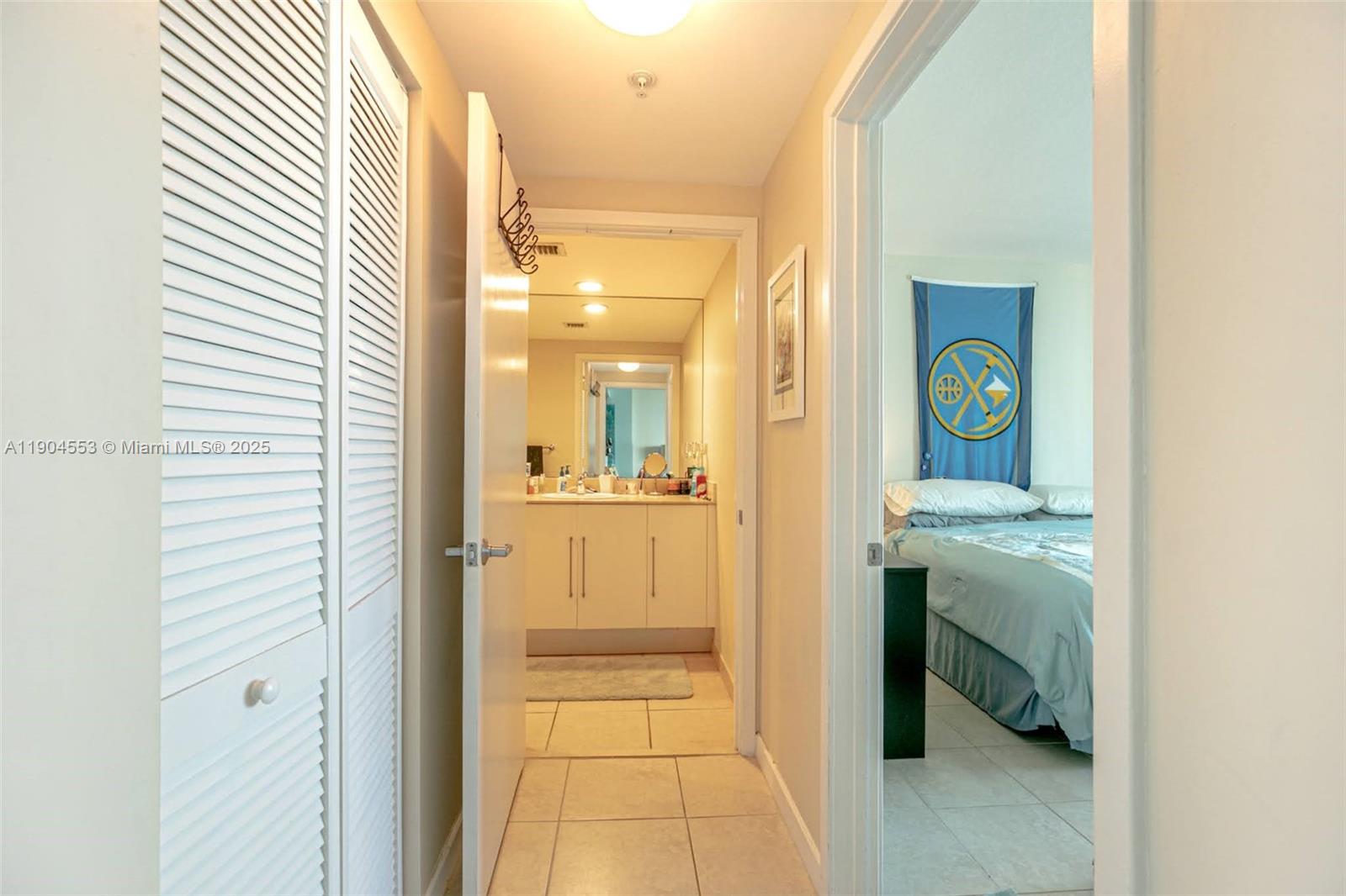 325 S Biscayne Blvd 1717