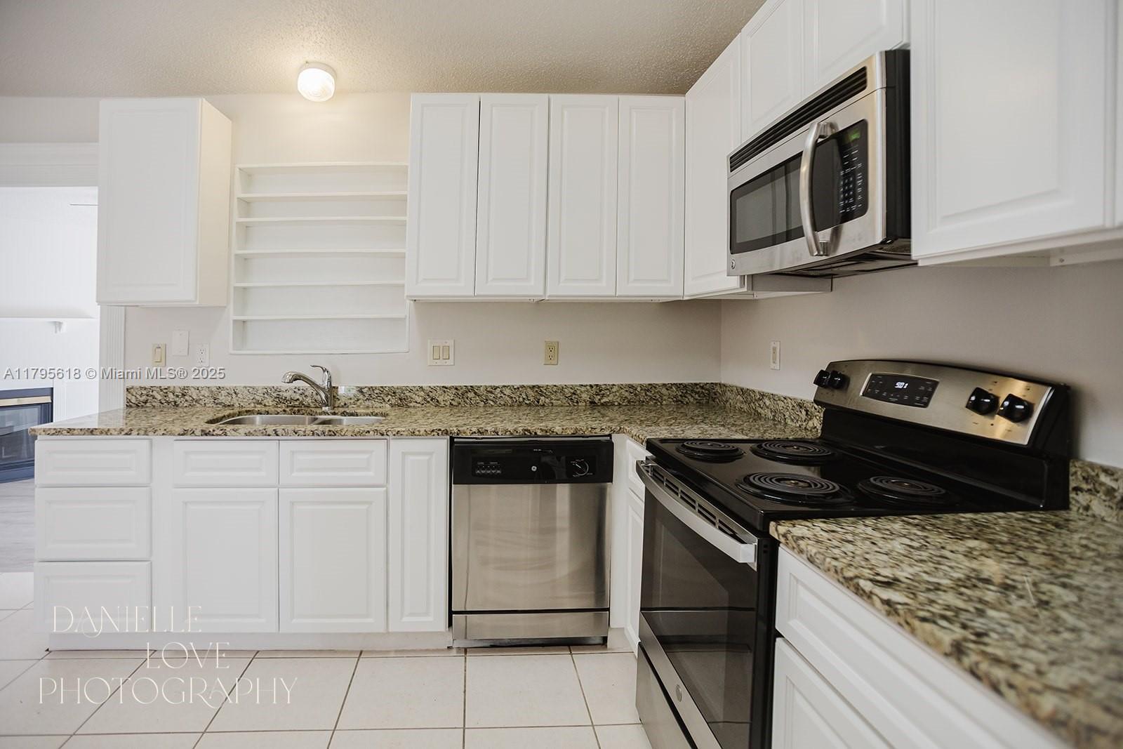 PORT ST LUCIE SECTION 25 - Residential