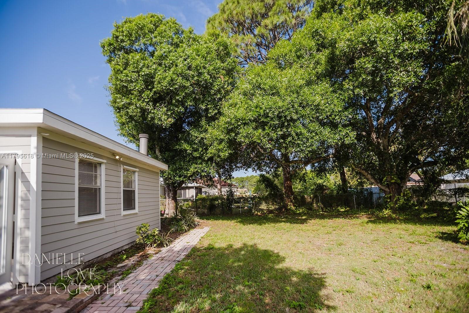 PORT ST LUCIE SECTION 25 - Residential