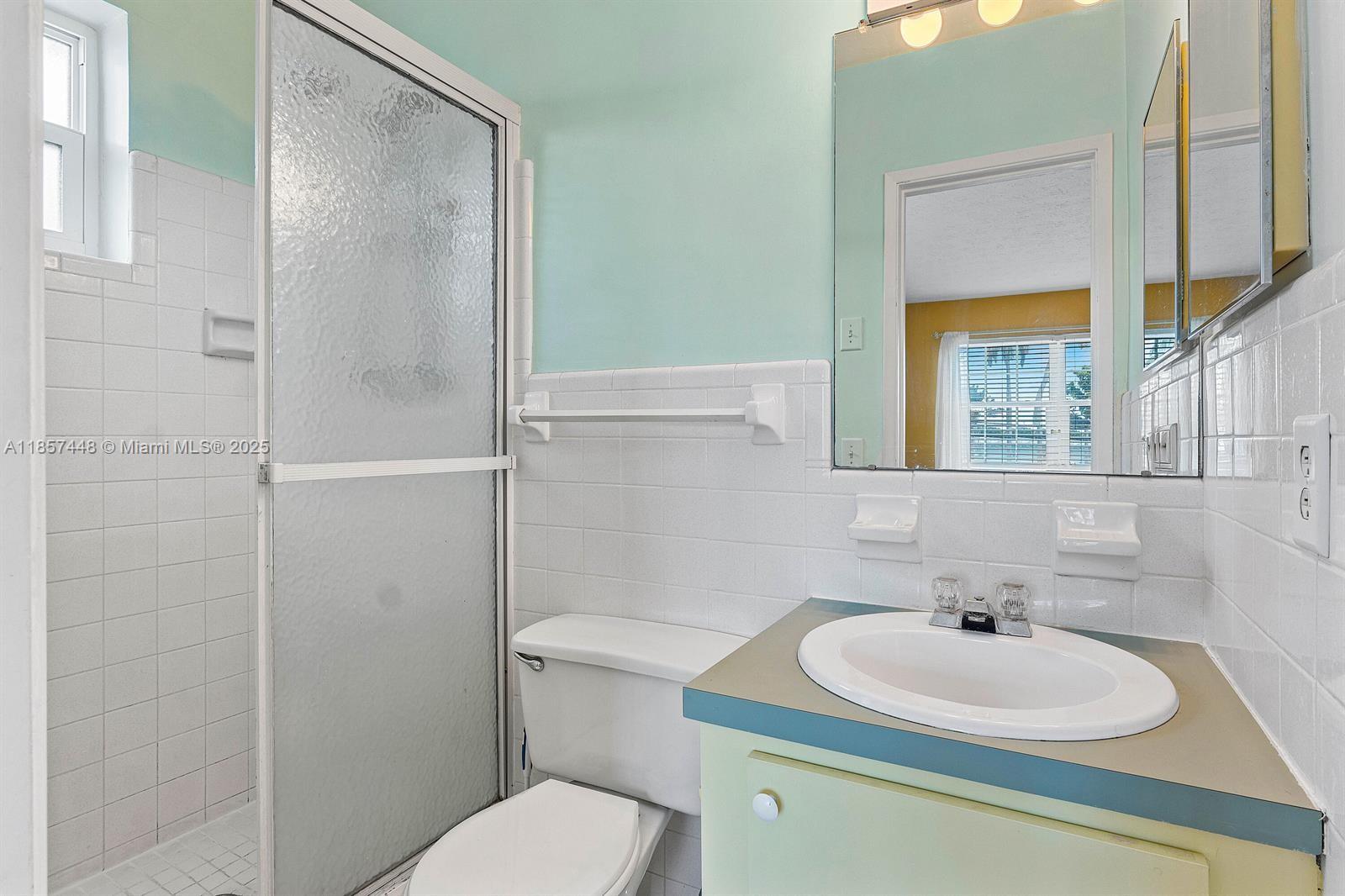 POMPANO PLACE CONDO - Residential Lease