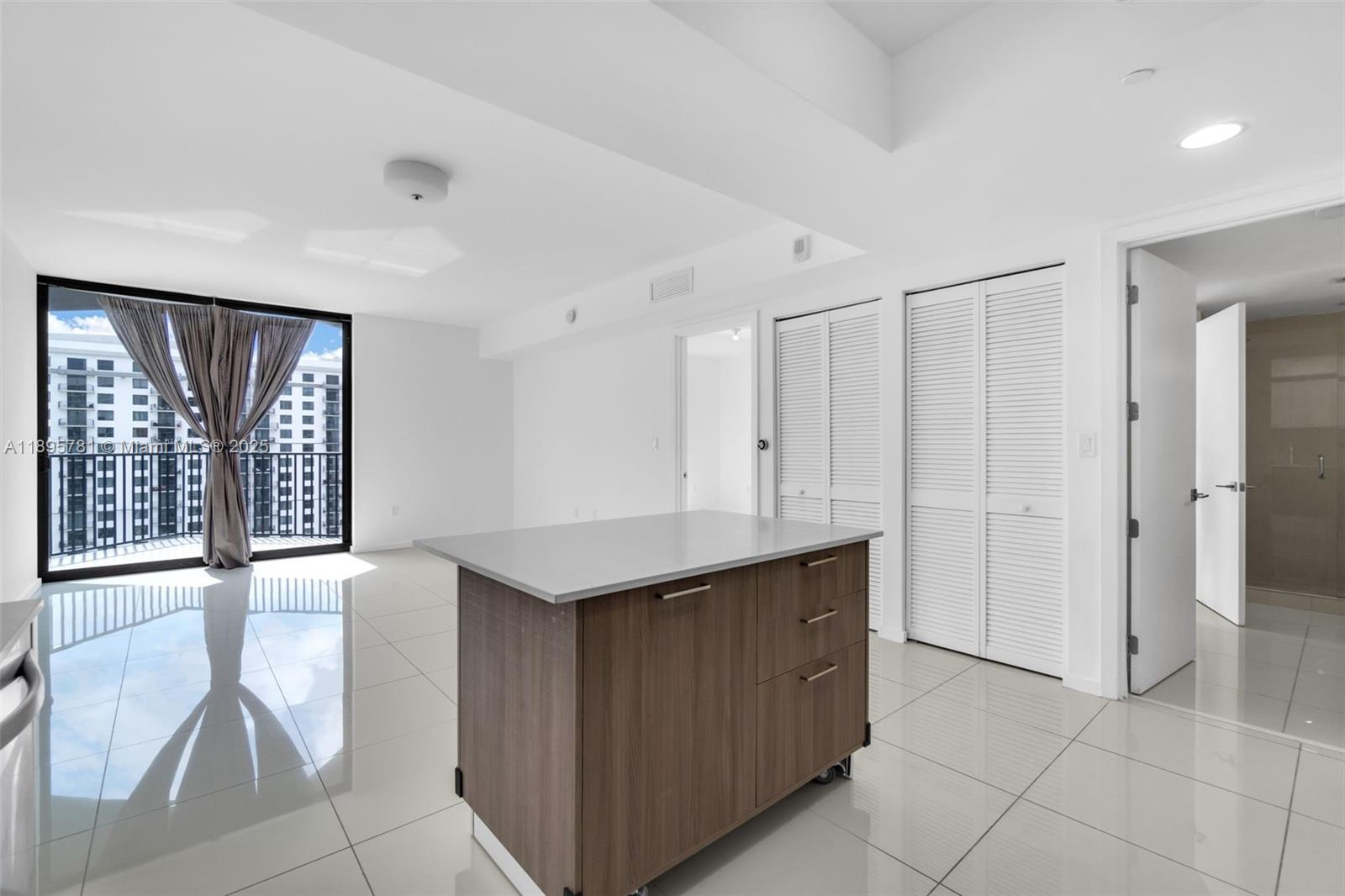 5252 PASEO CONDO - Residential