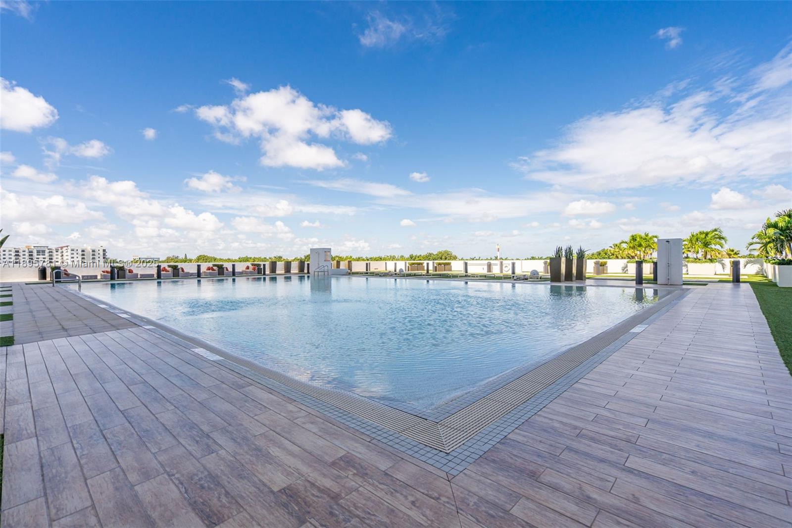 5252 PASEO CONDO - Residential