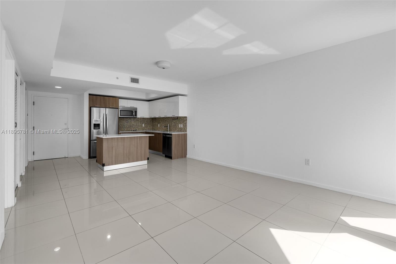 5252 PASEO CONDO - Residential