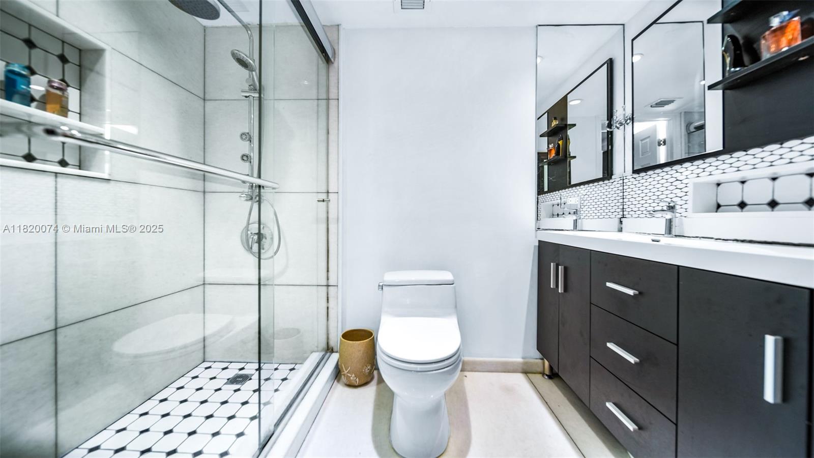 AQUASOL CONDO - Residential