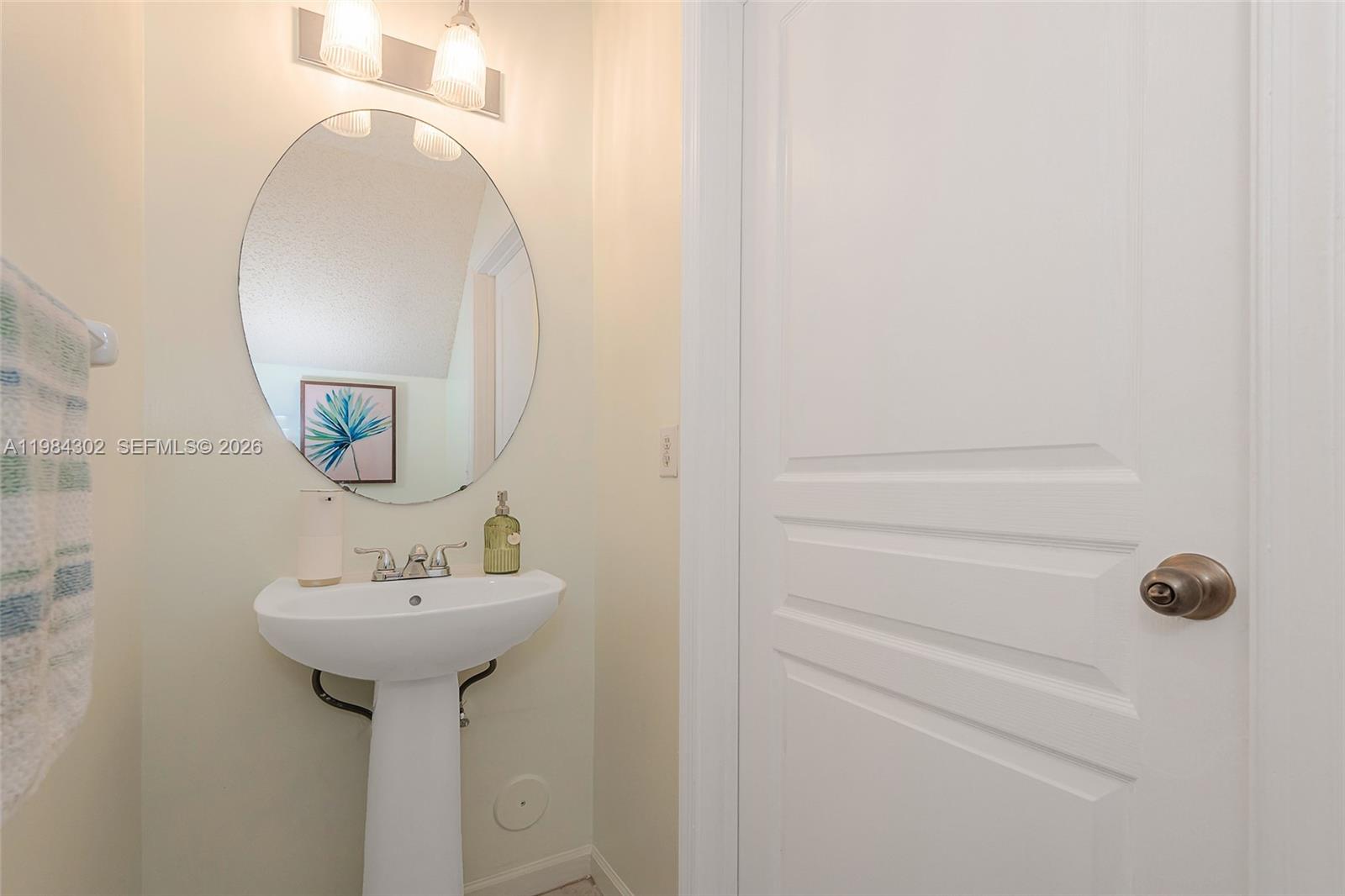 BANYAN OAKRIDGE COMMERCIA - Residential