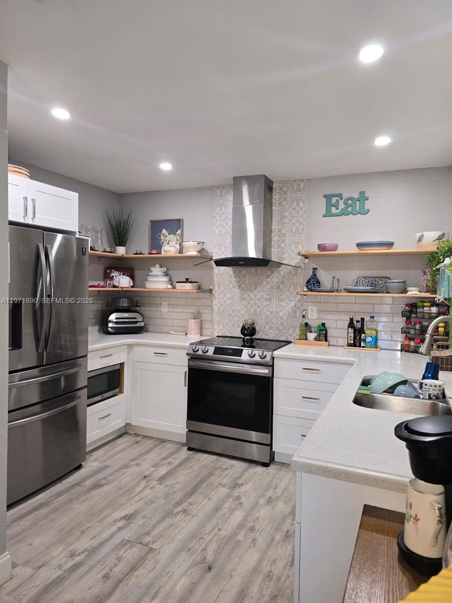 10441 Mahogany Key Cir 102