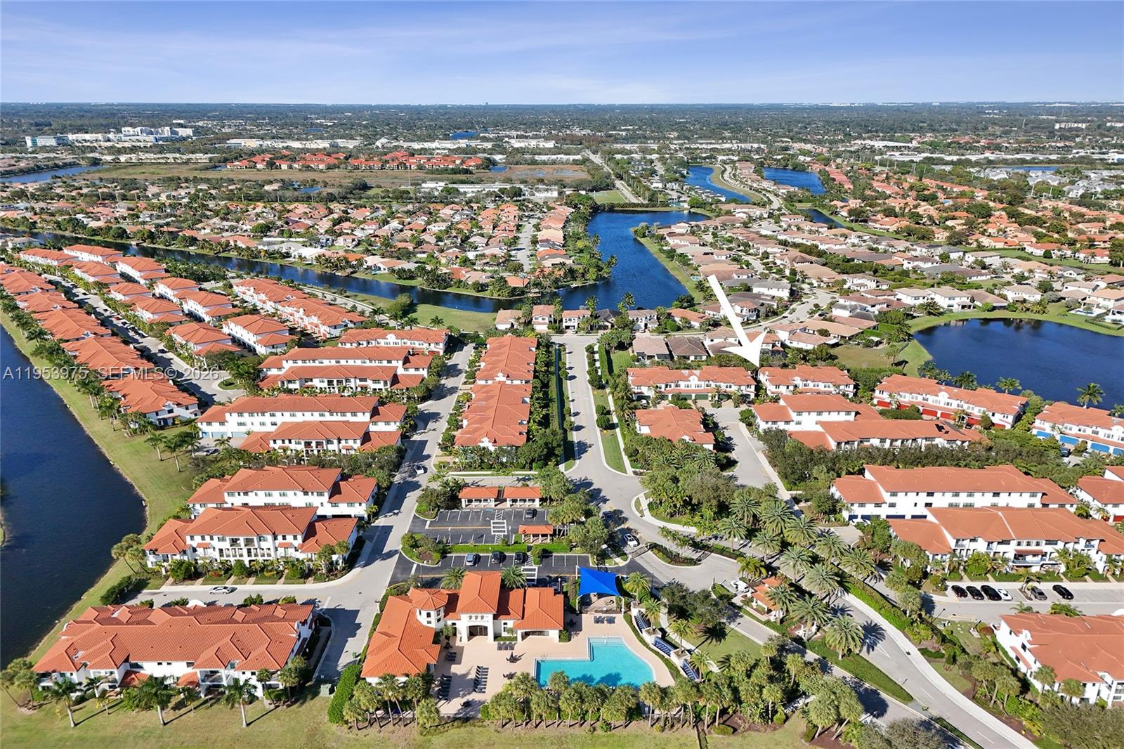 PEMBROKE LAKES SOUTH - Residential