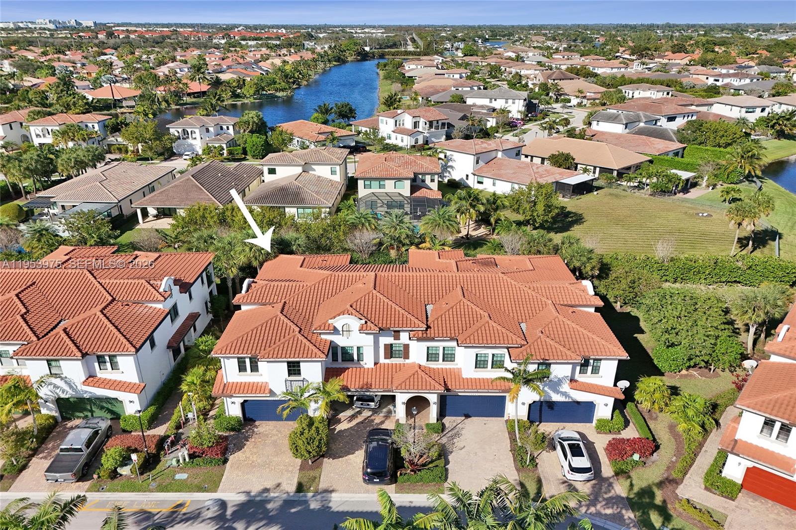 PEMBROKE LAKES SOUTH - Residential