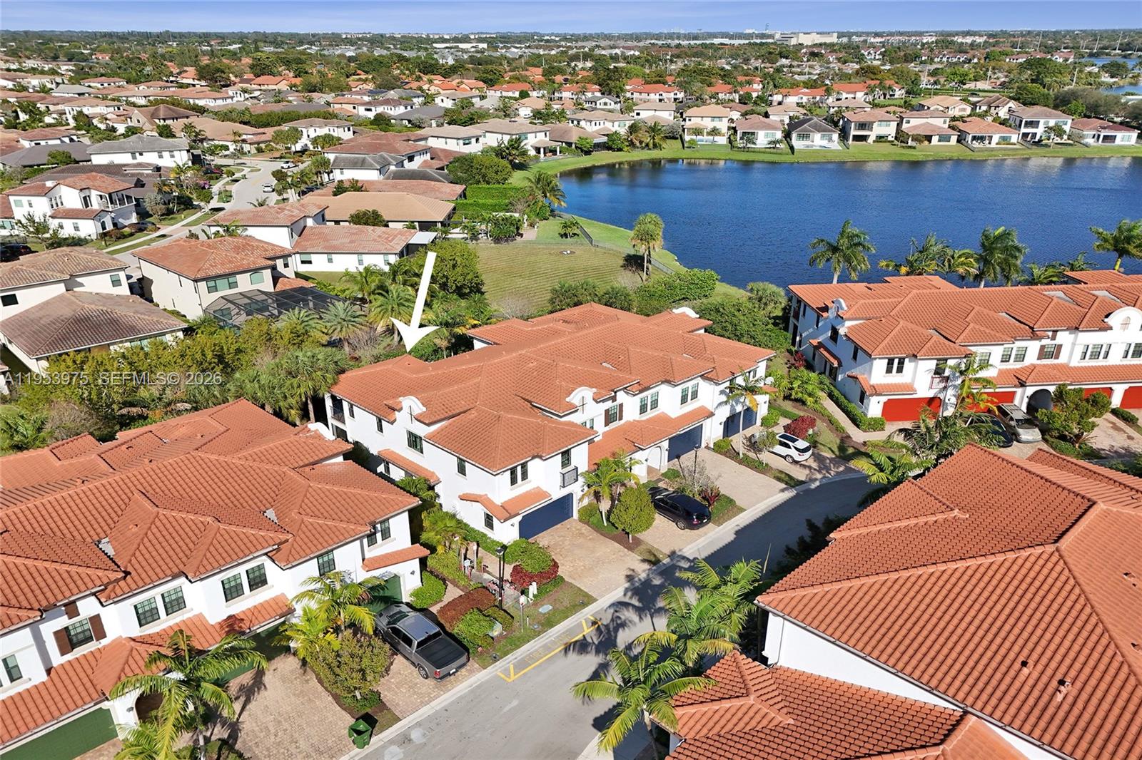 PEMBROKE LAKES SOUTH - Residential
