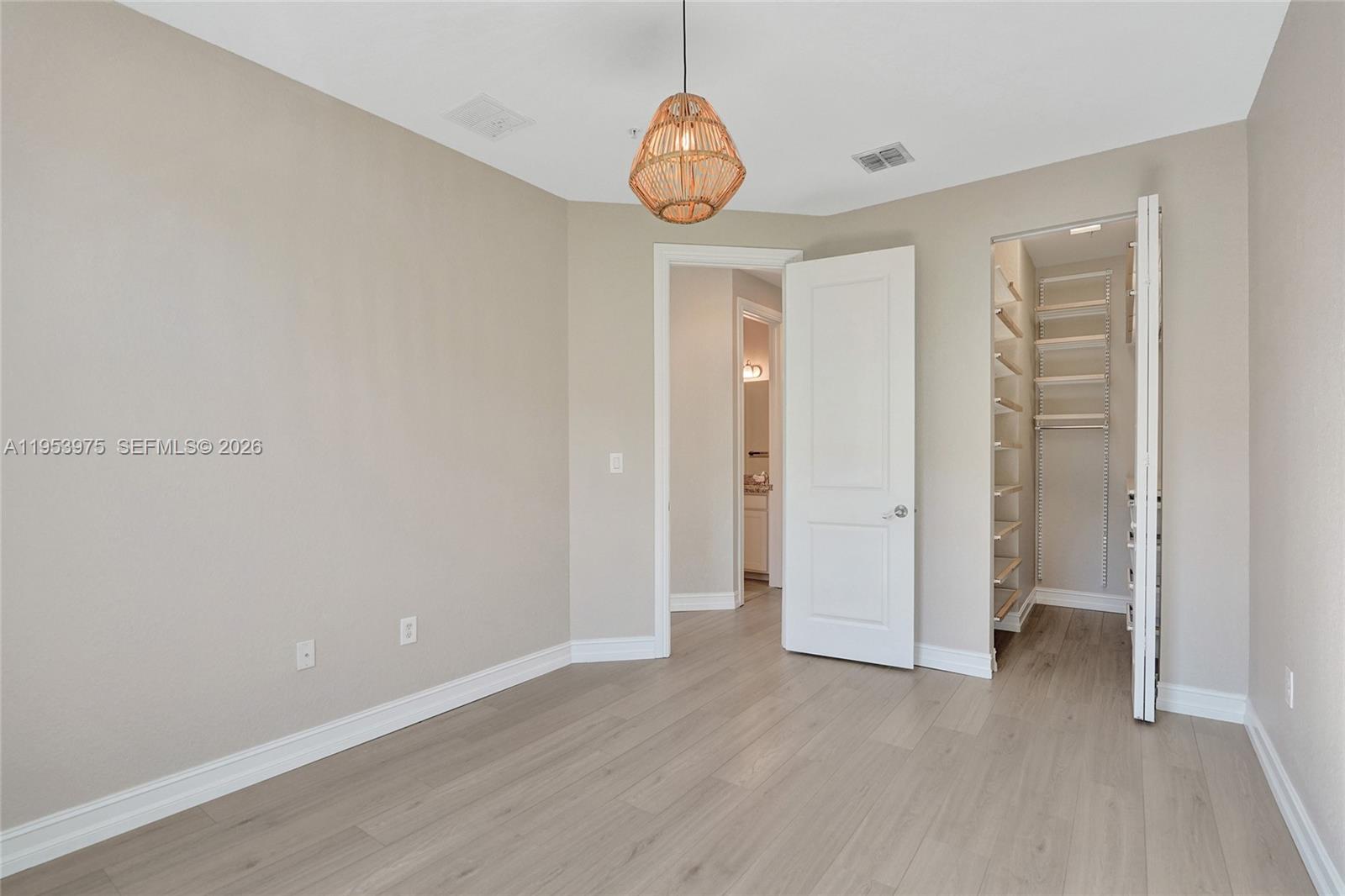 PEMBROKE LAKES SOUTH - Residential