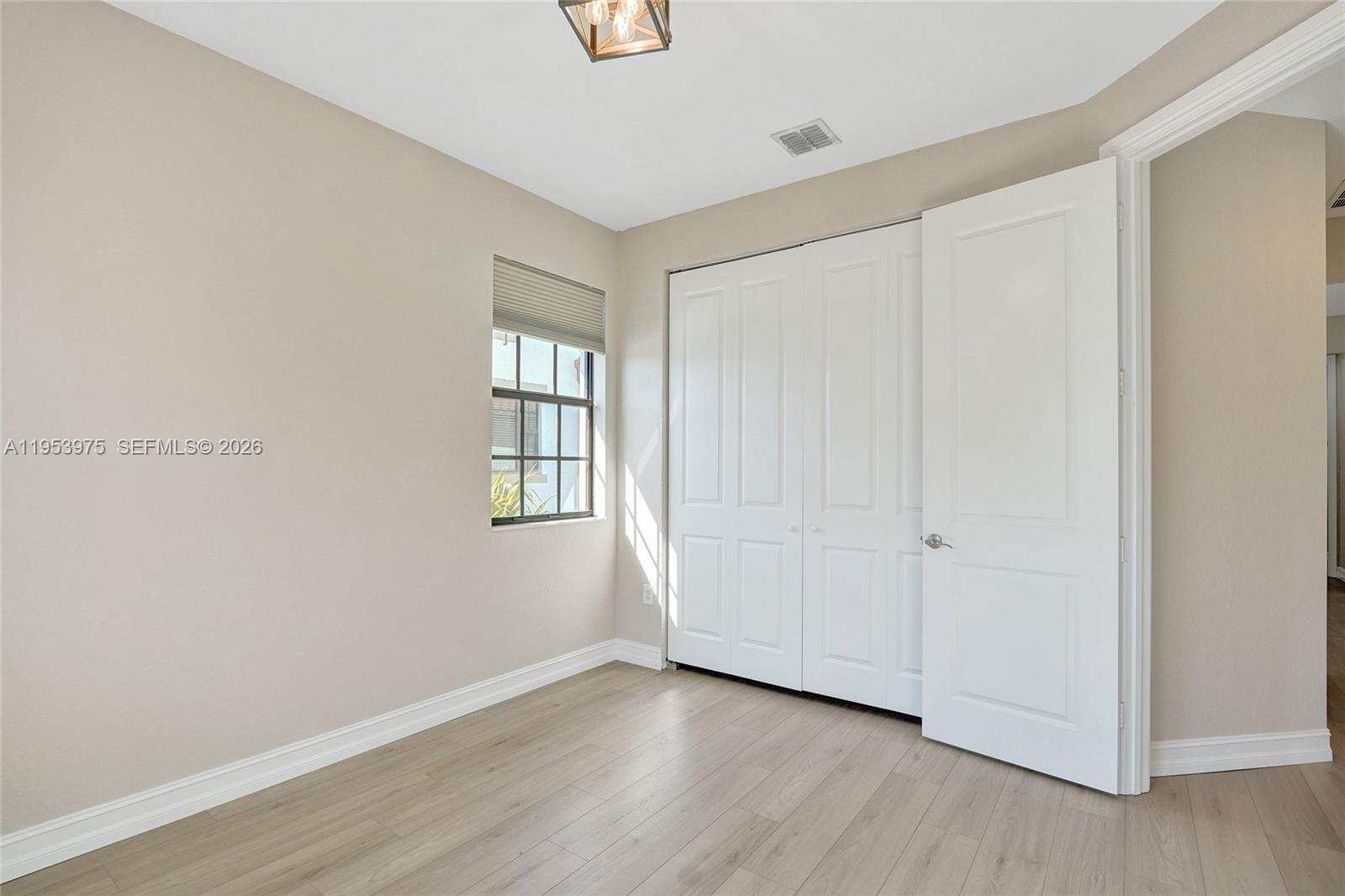 PEMBROKE LAKES SOUTH - Residential