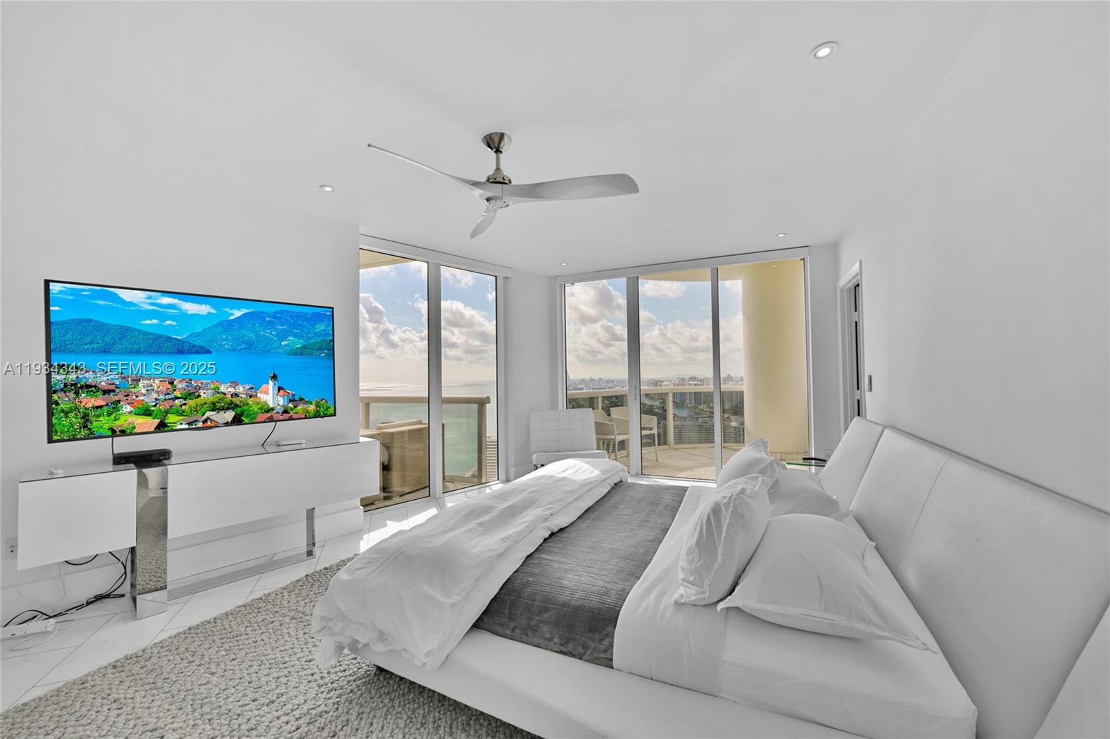 BEACH CLUB CONDO - Residential