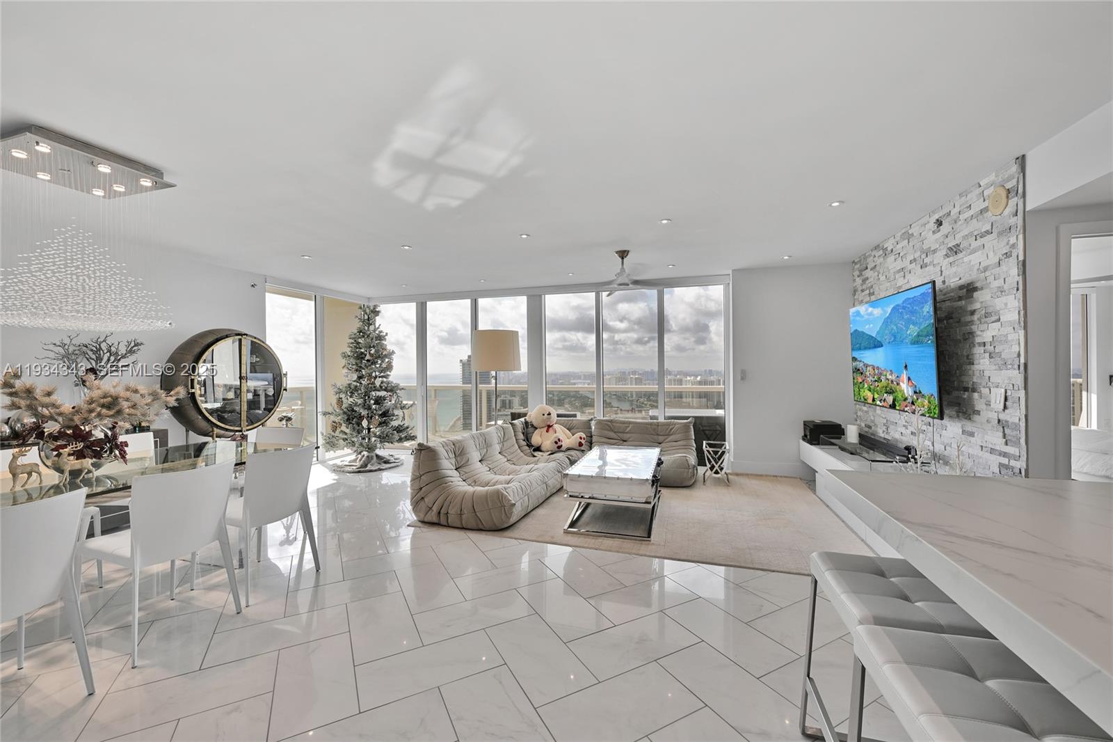 BEACH CLUB CONDO - Residential