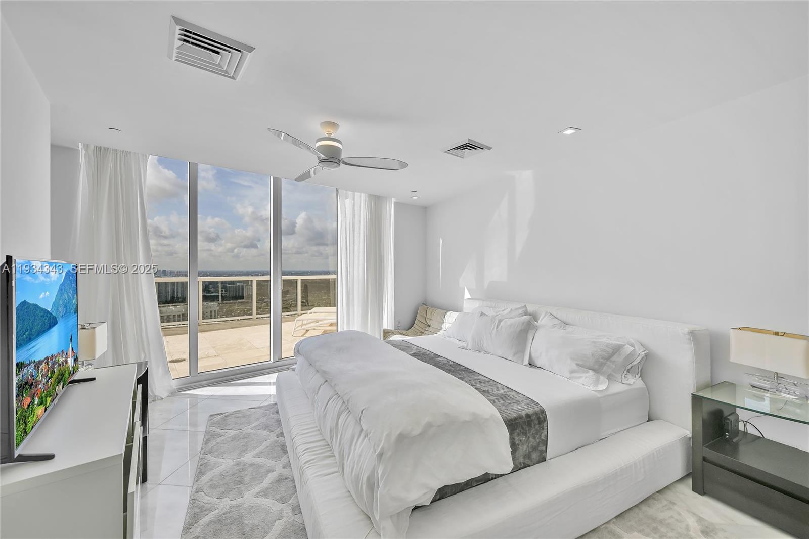 BEACH CLUB CONDO - Residential