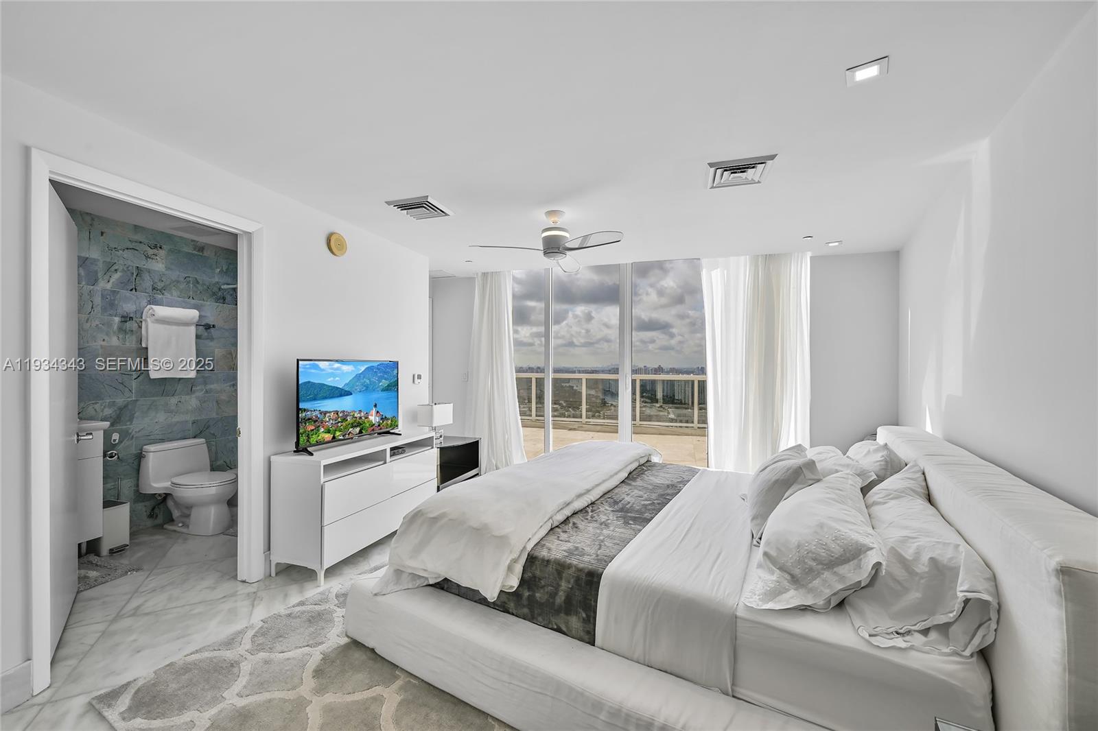 BEACH CLUB CONDO - Residential