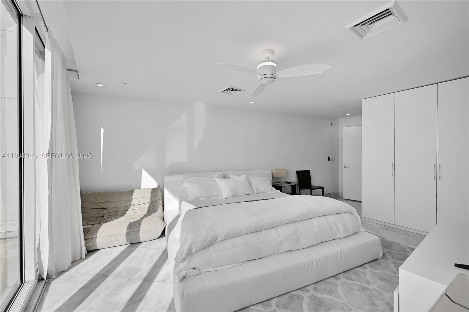 BEACH CLUB CONDO - Residential