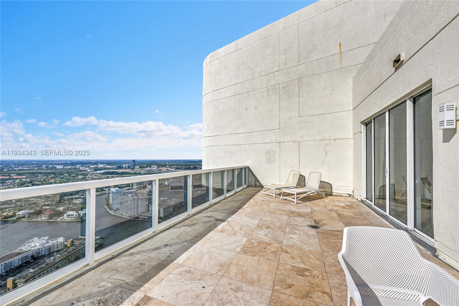 BEACH CLUB CONDO - Residential