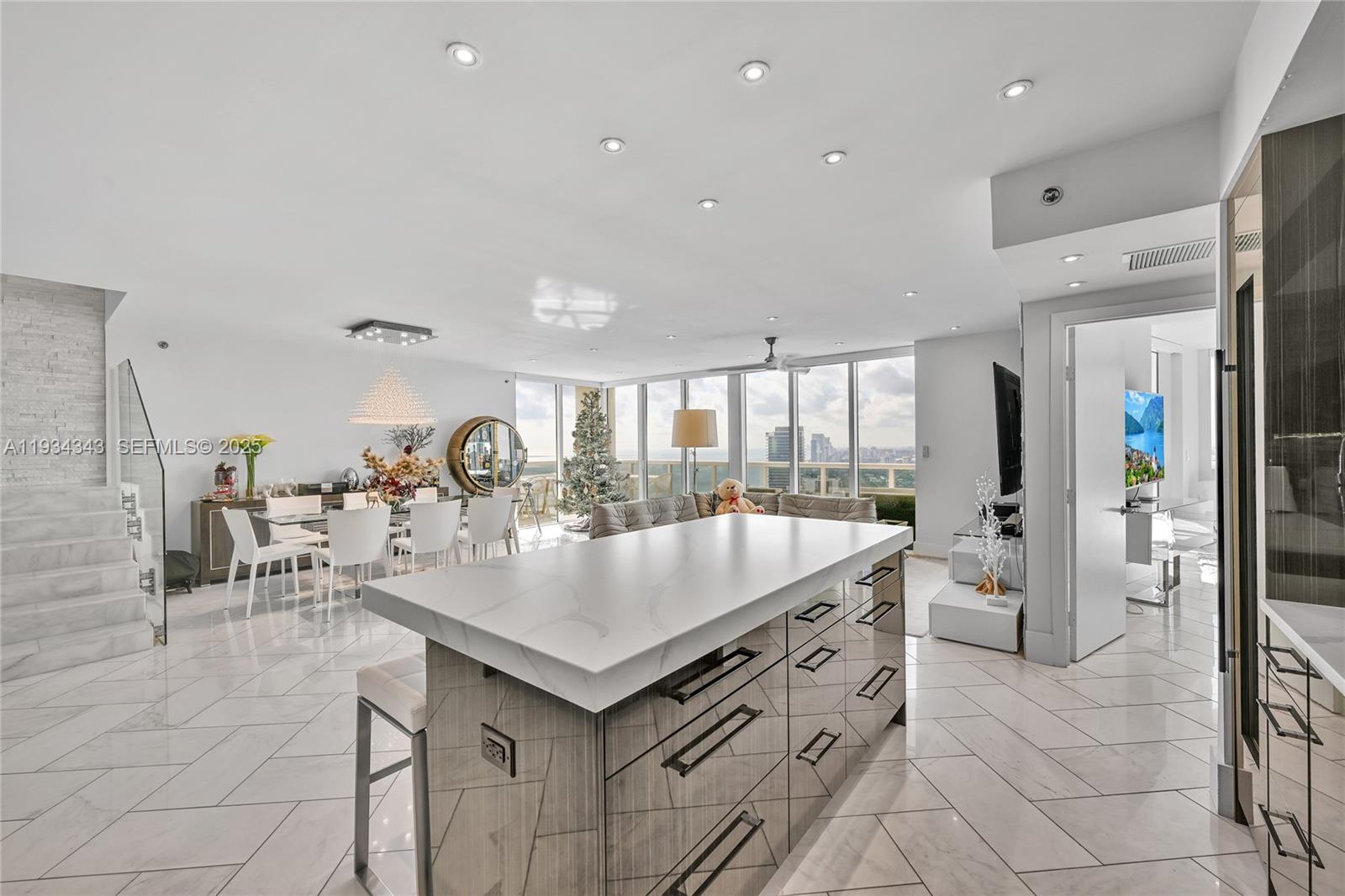 BEACH CLUB CONDO - Residential