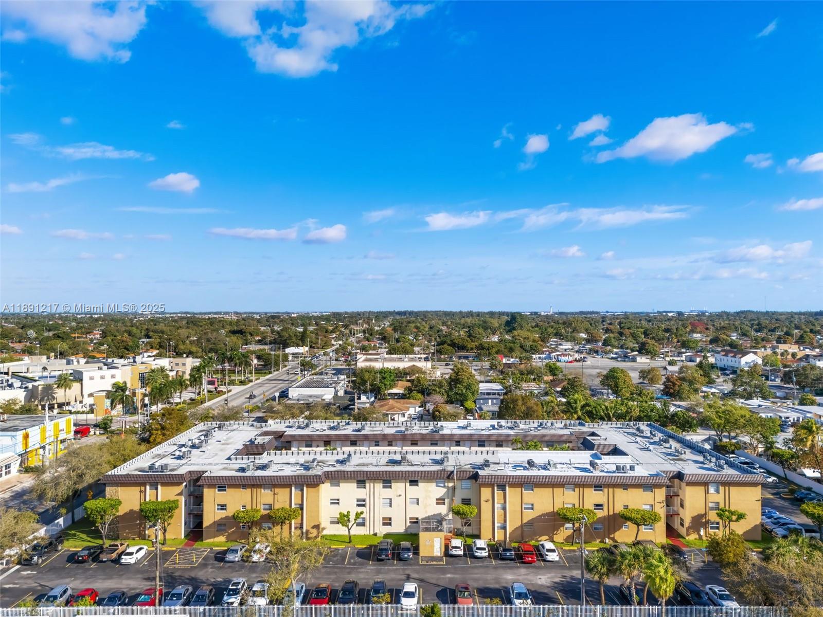 ROYAL PALM GARDENS CONDO - Residential