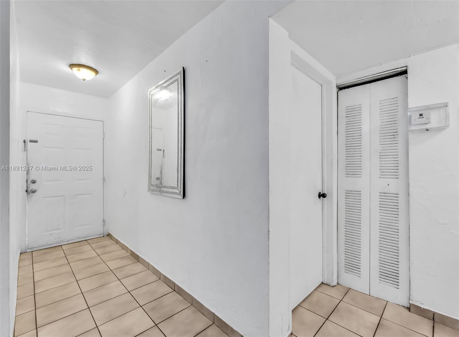 ROYAL PALM GARDENS CONDO - Residential