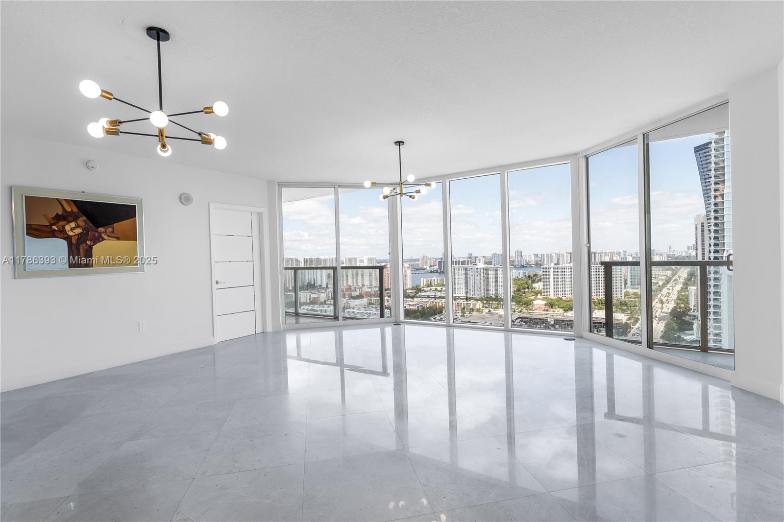 16699 Collins Ave 3107